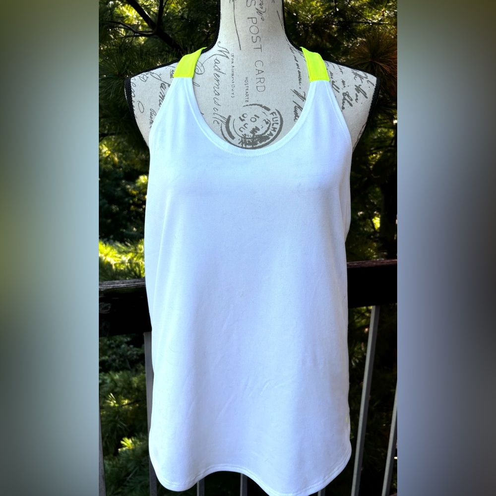 Nike Women’s Dry Fit “Just do It” T-Back Tank Top
Medium
Like New / Never Worn
